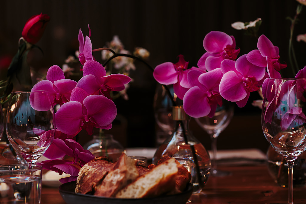 Melbourne wedding florist - Hollingsworth wedding flowers
