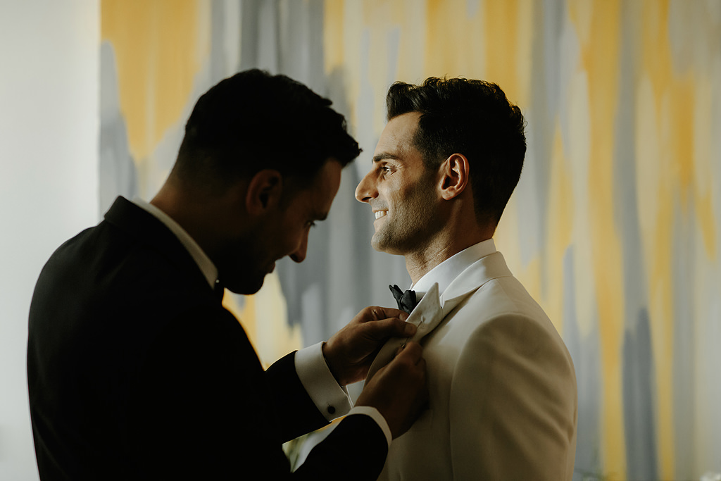 Groom before Luminare