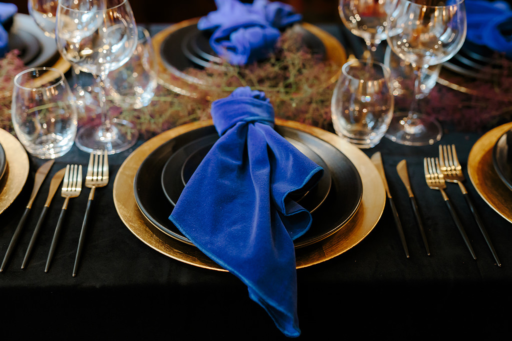 Table Setting by Popup With Style